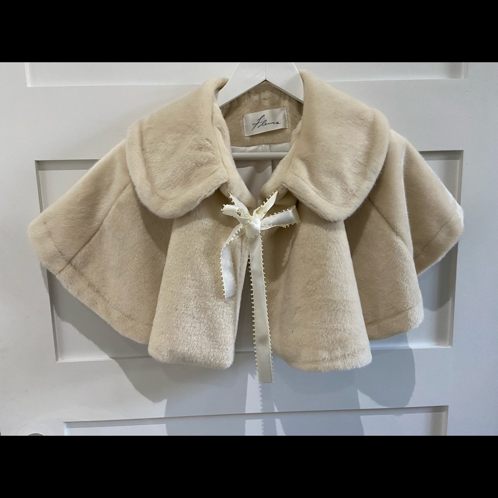 Lady cape jacket new (never worn)